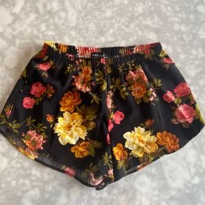 Floral high-waisted shorts